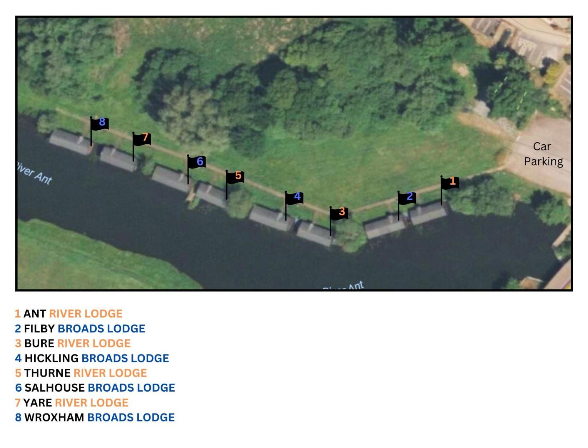 Hickling Broads Lodge Houseboat สตาแลม ภายนอก รูปภาพ